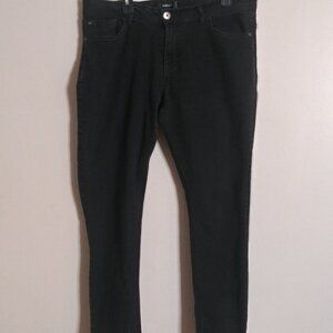Vintage Jordache Women’s Skinny Jeans Black Size: 16 Stretch Denim